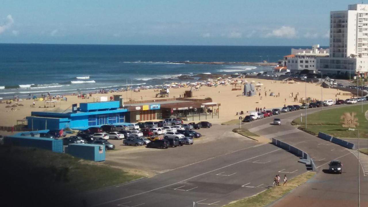 Depto Frente Al Mar - Punta Del Este - Uruguay Exterior photo